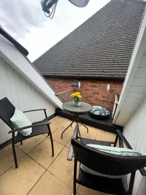 Bs - Luxury Top Floor 4 Bed Apartment With Garage In Town Centre - No Lift Stratford-upon-Avon Bagian luar foto